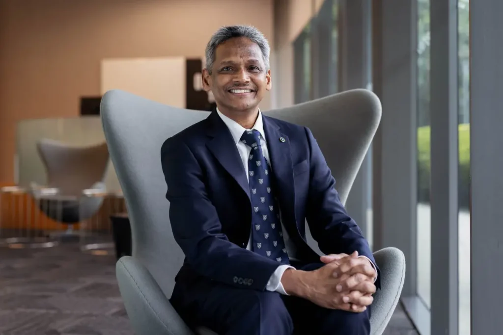 KUALA LUMPUR: Strengthening economic fundamentals and policy buffers in the face of global trade uncertainties is an important step to ensure continued growth and, in turn, guarantee the well-being of the people, said Bank Negara Malaysia (BNM) Governor Datuk Seri Abdul Rasheed Ghaffour. He said that improvements in fiscal sustainability and attracting quality investment have created space to continue implementing much-needed reforms in social protection and the labor market. "These reforms may require some short-term adjustments, but these adjustments are necessary to ensure more inclusive growth and provide benefits to the people, including future generations," he said in the BNM 2025 Annual Report released here today. The central bank projects Malaysia's Gross Domestic Product (GDP) to grow between four percent and five percent in 2026 as Malaysia's domestic resilience and diversified export structure provide a strong foundation to face external challenges. Malaysia's path towards becoming a high-income developed nation must be built on the foundation of shared prosperity. “We need to build an economy that creates higher-paying jobs, supports households and businesses, and remains resilient for decades to come,” said the Governor. Abdul Rasheed said the financial sector remained effective in moving funds between savers and borrowers. “Financial institutions remain well-capitalized and operationally resilient, supported by more than adequate liquidity buffers and good asset quality. "This ensures continued access to financing for households and businesses, thus supporting consumption, investment and sources of income," he said. Looking ahead, he said in an increasingly fragmented world, ASEAN could be a source of strength. In the face of significant global trade tensions, ASEAN's united commitment to provide a prudent and constructive response reflects this principle. For Malaysia, being part of a region that upholds cooperation and stability is an important core in facing an increasingly complex global landscape. In this regard, BNM is leading efforts to advance more integrated regional financial and economic integration through the Financial Track. The regional payment network continues to expand, with 29 payment networks now operating across ASEAN member countries. “Now, tourists making purchases or small businesses selling products across borders can make and receive payments faster, more securely and at a lower cost. "This development reduces friction, expands opportunities and supports the income sources of the ASEAN community," he said. He said ASEAN's ability to respond collectively to external shocks has also been strengthened, including through the enhancement of the Chiang Mai Multilateralisation Initiative as well as several key strategies under the ASEAN Geoeconomic Task Force. All of these measures strengthen ASEAN's ability to act together against external shocks, thus creating an additional layer of resilience to face global uncertainties. "For BNM, the priority will continue to be on preparedness to face the challenges ahead, without neglecting the long-term priorities of enhancing economic prospects and preserving the country's resilience," he said. Abdul Ghaffour said the Monetary Policy Committee will continue to closely monitor developments and assess the balance of risks to the growth and inflation outlook. "BNM also continues to stand ready, as it has done throughout several episodes of significant uncertainty, to ensure that the market remains orderly and manage the risk of excessive volatility," he said. With the Financial Sector Plan 2022–2026 entering its final phase, implementation will be accelerated in line with efforts to develop the next direction for Malaysia's financial sector. "BNM will implement efforts to further facilitate innovation, including in new areas such as digital finance, stablecoins and climate adaptation in a safe and responsible manner," he said.