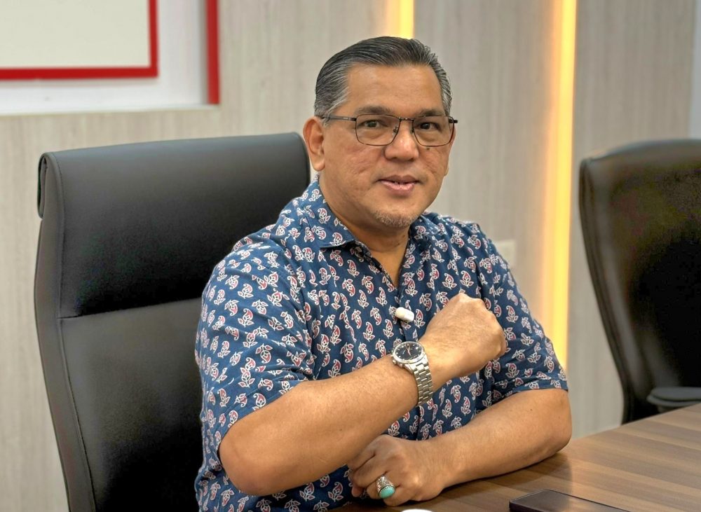 KOTA KINABALU, March 18 (Bernama) -- Parti Gagasan Rakyat Sabah (PGRS) plans to restructure its organisation from 74 divisions to just 26 in a move aimed at streamlining and strengthening the party. Its information chief, Datuk Nizam Abu Bakar Titingan, said the proposal had been approved by the party’s Supreme Council to ensure operations are more organised and effective. He said the restructuring is intended to reinforce PGRS as a pillar of Sabah’s unity government while enhancing its efforts to champion the people’s interests. “This restructuring will bring significant benefits to Gagasan Rakyat’s struggle to serve the rakyat,” he told reporters on Tuesday. Nizam, who is also Sabah’s Minister of Youth, Sports and Creative Economy, said the new structure is expected to be based on Sabah’s 25 parliamentary constituencies, along with one in Labuan. He added that the party will convene a special general assembly in the near future to deliberate on related matters, including amendments to its constitution.