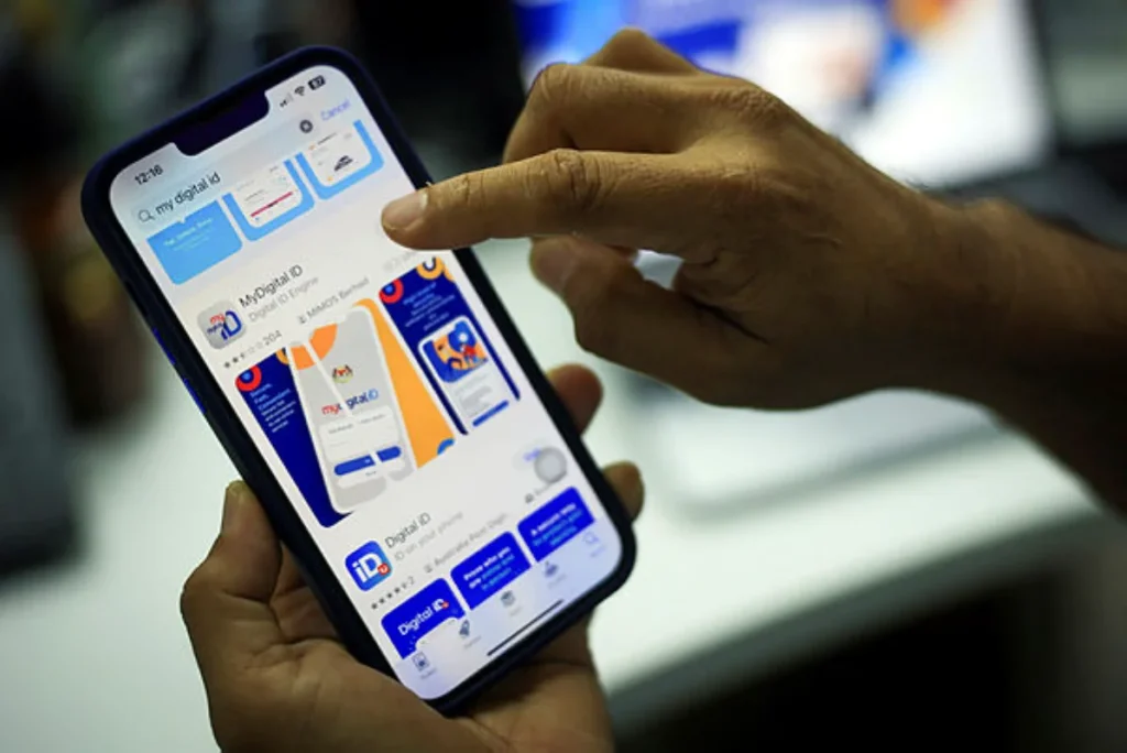 KUALA LUMPUR, March 31 — The proposed use of MyDigital ID is being viewed as a highly effective electronic know-your-customer (eKYC) solution to support Malaysia’s plan to enforce a minimum age of 16 for social media users, expected to roll out in the second half of this year. Malaysian Cyber Consumer Association (MCCA) president Siraj Jalil said a strong and reliable eKYC framework is essential to ensure the policy achieves its goals of protecting children online and reducing the prevalence of fake accounts. He noted that MyDigital ID, a locally developed system with advanced security features under the supervision of the National Cyber Security Agency (NACSA), is well-positioned to serve this purpose. According to him, integrating MyDigital ID into licensing requirements for major social media platforms such as Meta and TikTok would significantly enhance identity verification processes. Siraj added that stricter verification mechanisms would make it harder for underage users to falsify their age, while also enabling authorities to better enforce the Communications and Multimedia Act 1998 (Act 588) against anonymous or fraudulent accounts. Describing the proposed age restriction as a “game changer,” he said the move could greatly improve online safety for children. He also pointed to Indonesia’s recent decision to restrict access to high-risk digital platforms for users below 16 under its Tunas policy, noting that Malaysia’s approach of conducting detailed studies before implementation places it on the right path. However, Siraj emphasised that the success of the policy will depend not only on technology but also on strong parental involvement and improved digital literacy programmes, particularly through initiatives led by the Ministry of Education. He stressed the importance of clear communication with the public, especially students and parents, to prevent confusion or resistance that could undermine the policy’s objectives. Earlier, on March 7, Deputy Communications and Multimedia Minister Teo Nie Ching confirmed that the Malaysian Communications and Multimedia Commission (MCMC) is currently evaluating various age verification methods ahead of the policy’s enforcement. The government aims to have all social media platforms implement eKYC systems by the end of the second quarter of 2026 as part of broader efforts to enforce the minimum age requirement.