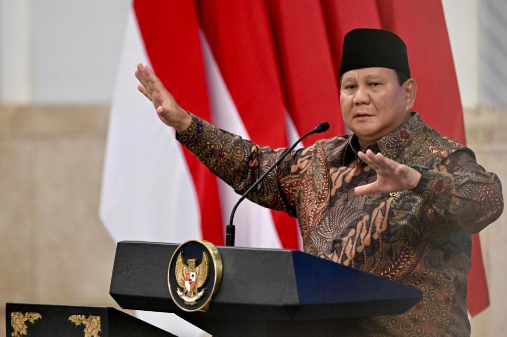 AKARTA: Indonesian President Prabowo Subianto has departed for Moscow, Russia to meet with Russian President Vladimir Putin, with discussions expected to cover various strategic issues amid changing global dynamics. Cabinet Secretary Teddy Indra Wijaya said Prabowo and his delegation departed from Halim Perdanakusuma Air Force Base here at about 11.10pm local time on Sunday, and were scheduled to meet with Putin on Monday evening upon arrival in Moscow. "The flight to Moscow will take 12 hours non-stop using the Garuda Indonesia-1 aircraft, PK-GIF," he said in a statement issued by the Presidential Secretariat's Press, Media and Information Bureau on Monday. Teddy said the two leaders are expected to focus on energy security, continued cooperation with the Russian government as well as ensuring the stability of the country's energy supply, including the availability of oil. He said the discussion also covered global geopolitical developments, with Indonesia expected to convey its strategic stance in maintaining world stability and peace. He said Prabowo was accompanied by Foreign Minister Sugiono and Minister of Energy and Mineral Resources Bahlil Lahadalia. He said Prabowo's visit to Russia this time was his third, after his second visit on Dec 10, 2025 and his first visit to Saint Petersburg on June 18 to 20, 2025. -- BERNAMA