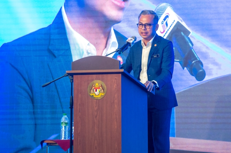 PUTRAJAYA, April 8 (Bernama) -- The Malaysian Communications and Multimedia Commission (MCMC) has opened 42 investigation papers into the spread of false information related to the global energy crisis and the West Asia conflict circulating on social media and digital platforms as of 3 pm today. Communications Minister Datuk Fahmi Fadzil said of the total, 31 pieces of content involved false reports on fuel costs, while 22 individuals from various locations nationwide have been called in to have their statements recorded to assist investigations. MCMC has also submitted 355 requests to remove false content from various social media platforms, with 154 items already taken down by platform providers, while the remainder are still under review, he added. “I urge all Malaysians to remain vigilant when encountering information, especially on social media, particularly those related to the global energy crisis. “In a time when the world is facing current challenges, there are parties who take advantage by spreading unverified information solely to gain attention and influence,” he said at a briefing on the global energy crisis during his weekly press conference here today.