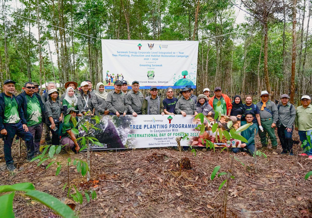 SOOK, May 22 -- About 1,000 trees of various species were planted today in a symbolic effort to strengthen the ecosystem, stabilise the climate and safeguard the sustainability of the country’s economy. Minister of Natural Resources and Environmental Sustainability Datuk Seri Arthur Joseph Kurup said the Sook Lake Forest Reserve in Pensiangan was selected as the venue for the tree-planting programme held in conjunction with the National-level International Day of Forests 2026 celebration. He said the three-day programme, which runs until Sunday, is being carried out in collaboration with local leaders, corporate partners, and participation from Sekolah Menengah Kebangsaan (SMK) Sook and SMK TrusMadi students. “I urge the community, especially the younger generation, to take the opportunity to become agents of change by making tree planting a continuous practice and a way of life for a sustainable future,” he said in a post on his official Facebook page today. The Pensiangan member of Parliament said this year’s celebration, themed ‘Forests and Economies’, aims to highlight green resources as a highly valuable alternative economic source for communities, particularly in rural areas, whether through ecotourism, sustainable forest products or sustainable agriculture. He said Sabah is fortunate to be among the regions with the highest forest cover in Malaysia, and all parties are urged to continue fostering a love for the environment for future sustainability. “Our forests, our treasure, our shared responsibility,” he added. -- BERNAMA