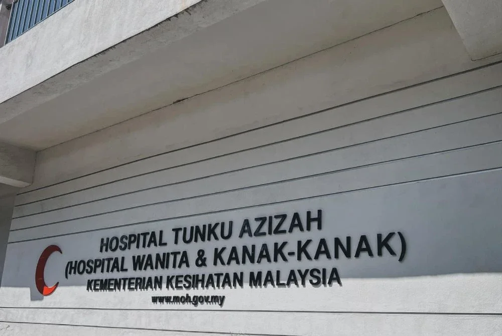 KUALA LUMPUR, May 14 -- An incident involving the accidental swapping of babies at a ward in Tunku Azizah Hospital (HTA) has been resolved, with the babies safely returned to their respective mothers. HTA director Dr Shamsul Anuar Kamarudin said immediate corrective action was taken once the incident was discovered. He said the hospital had provided the necessary explanation and support to the families involved, adding that preliminary checks found no breastfeeding or medical procedures that compromised the babies’ safety during the incident. “HTA understands the public concern after the incident was shared on social media. “The hospital has taken immediate action in accordance with established procedures while ensuring the safety and welfare of the babies remained the top priority,” he said in a statement today. Dr Shamsul Anuar said an internal investigation was underway to determine the cause of the incident and improve existing procedures to prevent a recurrence He said the hospital would also strengthen its internal control measures to enhance public confidence in its services. “HTA remains committed to ensuring patient safety is always prioritised and appreciates the cooperation and understanding of all parties,” he said. -- BERNAMA