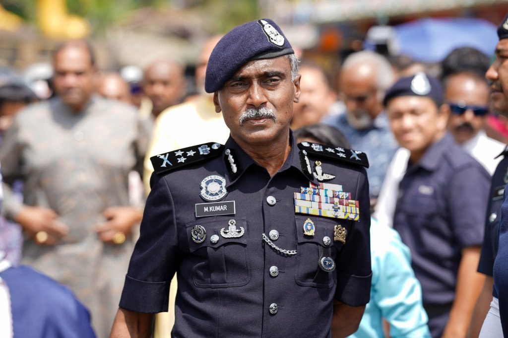 KUALA LUMPUR, MAY 26 -- A man believed to be the leader of the notorious Rames Gang was arrested during an international flight operation last Friday under Op Tiga, following close cooperation between Malaysian, Thai and Indian authorities. Bukit Aman Criminal Investigation Department director M. Kumar said the suspect was detained while travelling on a flight from Bangkok, Thailand to Hyderabad, India, before being brought back to Malaysia for further investigation. According to Kumar, the suspect is being investigated under Section 130V of the Penal Code for alleged involvement in an organised crime group. The offence carries a prison sentence of between five and 20 years upon conviction. He added that the suspect, who has been remanded until Friday, is also being investigated under Section 302 of the Penal Code for murder. Kumar said the Sungai Petani Magistrate’s Court in Kedah had issued an arrest warrant against the suspect on March 25 in connection with two separate murder cases in Padang Serai and Bedong that took place in February and August last year. He also revealed that Interpol issued a Red Notice against the suspect on April 24, paving the way for international cooperation in tracking and arresting him. The Royal Malaysia Police (PDRM), he said, expressed appreciation to both Indian and Thai authorities for their assistance in the operation. “PDRM remains committed to upholding the rule of law and ensuring national security as well as public safety are continuously protected,” Kumar said in a statement on Monday. -- MINUTESMY / SUGAN BALAN