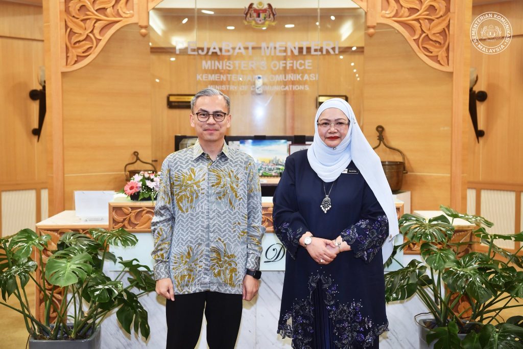 PUTRAJAYA, May 12 — Minister of Communications Fahmi Fadzil yesterday received a courtesy call from Datuk Bahria Mohd Tamil following her appointment as Deputy Secretary-General (Strategic Communications and Creative Industries) of the Ministry of Communications, effective May 11, 2026. The meeting took place at Menara Komunikasi and marked the beginning of Datuk Bahria’s official duties in overseeing strategic communications and the nation’s creative industry development under the ministry. Fahmi welcomed Datuk Bahria to her new role and expressed confidence in her experience and leadership in strengthening the ministry’s strategic communication agenda as well as empowering Malaysia’s growing creative economy. The courtesy visit also reflected the ministry’s continued commitment towards enhancing institutional coordination, policy implementation, and innovation within the communications and digital creative sectors. Datuk Bahria’s appointment is expected to further support the ministry’s efforts in driving effective public communication strategies and strengthening Malaysia’s creative industries ecosystem in line with current technological and media developments. -- MINUTESMY -- SOURCE: FB MINISTRY OF COMMUNICATION MALAYSIA