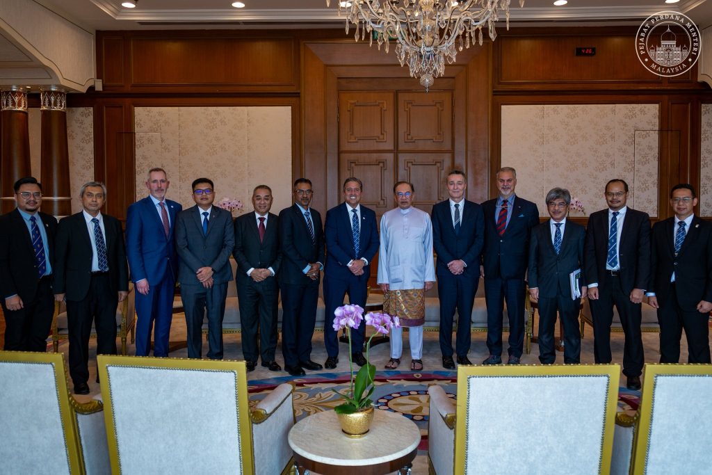 PUTRAJAYA, May 23 — Prime Minister Anwar Ibrahim today received a courtesy visit from a delegation of BlackBerry Limited led by its President, John Giamatteo, alongside representatives from the Malaysian Communications and Multimedia Commission and National University of Malaysia to discuss efforts to strengthen local expertise in cybersecurity and future technologies. Anwar said the establishment of the Malaysia CyberSecurity Centre of Excellence (CCoE) in Cyberjaya since 2024 has delivered significant benefits through various cybersecurity courses and certification programmes involving nearly 10,000 civil servants and ICT professionals. He noted that the initiative is crucial in preparing the country to face increasingly complex cyber threats and post-quantum security challenges. The Prime Minister was also briefed on several strategic collaborations, including the Smart Campus programme and the development of BlackBerry QNX technology for the electric vehicle, semiconductor and industrial automation sectors. In addition, Anwar highlighted the innovation of the PeritoCare Mobile Dialysis Device, which was developed through the expertise of local talents. He expressed hope that cooperation between the government, industry and academia would continue to be strengthened in advancing Malaysian innovation and technology to the global stage. -- MINUTESMY -- SOURCE: FB: ANWAR IBRAHIM