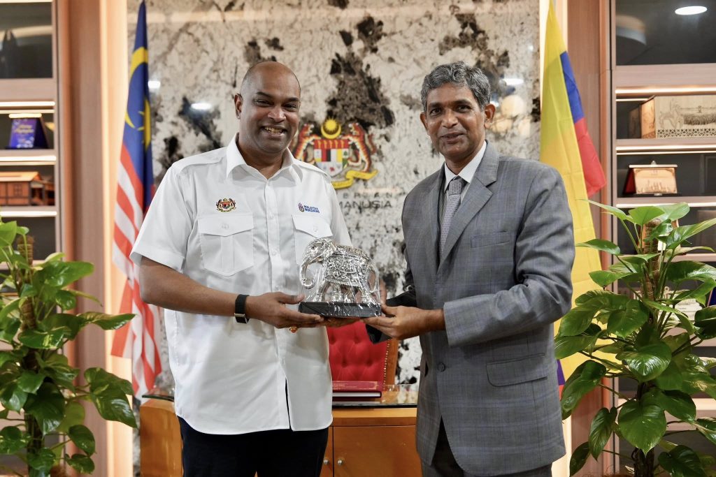 KUALA LUMPUR, May 26 — Deputy Minister of Entrepreneur Development and Cooperatives Datuk Seri Ramanan Ramakrishnan yesterday received a farewell courtesy call from the High Commissioner of India to Malaysia, TYT B.N. Reddy, who is concluding his diplomatic service in the country. Ramanan expressed his highest appreciation for B.N. Reddy’s commitment and significant contributions in strengthening the longstanding friendship and strategic cooperation between Malaysia and India throughout his tenure. He said the meeting also provided an opportunity for both sides to exchange views on the growing landscape of future cooperation between Malaysia and India, particularly as both nations continue to strengthen their positions as comprehensive strategic partners. According to Ramanan, B.N. Reddy played an important role not only in enhancing bilateral cooperation across various sectors, but also in fostering a relationship built on mutual respect, trust and friendship between the two countries. He reaffirmed Malaysia’s commitment to further expanding its strong bilateral ties with India for the mutual benefit of both nations, while supporting regional economic development and promoting a more inclusive and sustainable future for the people of both countries. -- MINUTESMY -- SOURCE : FB RAMANAN RAMAKRISHNAN
