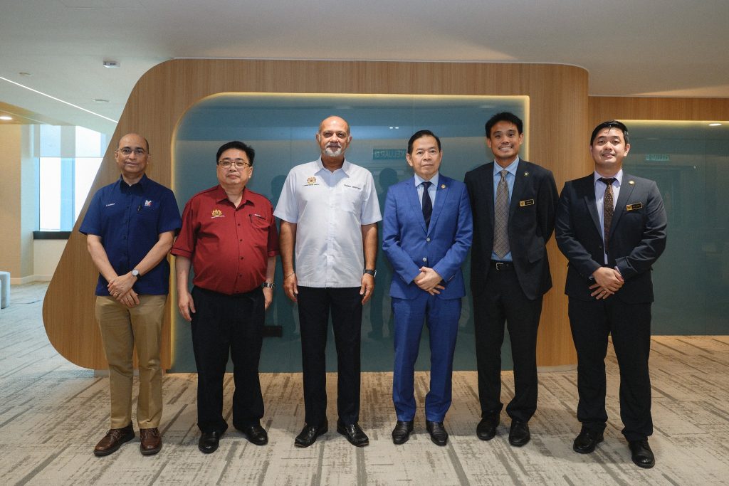 PUTRAJAYA, May 26 — Digital Minister Gobind Singh Deo yesterday received a courtesy visit from YBhg. Dato Sri Dr Muhammad Abdullah bin Haji Zaidel, Deputy Secretary of the Government of Sarawak (Economic Planning & Development), alongside Dr Kho Lip Khoon, Assistant Principal Secretary of the Ministry of Energy & Environmental Sustainability Sarawak, for a discussion focused on Sarawak’s industrial transformation agenda. The meeting provided an opportunity for Gobind to gain deeper insight into the Sarawak Transitioning Industrial Cluster (TIC) Bintulu, recognised as Malaysia’s first World Economic Forum Industrial Transformation Initiative. The initiative is scheduled to be officially launched during the APGH 2026 event in Kuching from June 9 to 11. Gobind said the discussions highlighted the importance of strategic collaboration in supporting Malaysia’s aspirations to strengthen the digital economy while accelerating the transformation of the nation’s industries through innovation and sustainable development. He also expressed interest in seeing how the TIC Bintulu initiative could contribute towards enhancing industrial digitalisation and positioning Malaysia as a competitive regional hub for future-ready industries. -- MINUTESMY -- SOURCE: FB GOBIND SINGH DEO