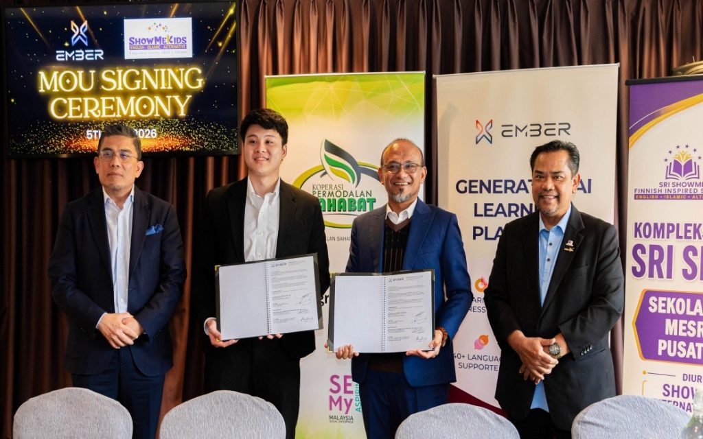 KUALA LUMPUR, May 8 -- A strategic collaboration involving MARDICORP Sdn Bhd, Koperasi Pemodalan Sahabat Terengganu Berhad (KOSAHABAT), Showme Kidz International Sdn Bhd (Showme School) and Ember AI Sdn Bhd is set to accelerate Malaysia’s aspiration of becoming an artificial intelligence (AI)-driven nation by 2030. The collaboration, formalised through the signing of two memoranda of understanding (MoUs), aims to strengthen AI adoption across the agriculture and education sectors while empowering students, agropreneurs and local communities through scalable digital learning initiatives. Ember AI, in a statement, said that under the first MoU, it will collaborate with MARDICORP and KOSAHABAT to advance generative AI learning and innovation within the agricultural and agri-food sectors through Technical and Vocational Education and Training (TVET), agropreneur development and community empowerment programmes. The second MoU between Showme School and Ember AI focuses on integrating generative AI into inclusive education environments to support adaptive and personalised learning experiences for students. Ember AI chief executive officer (CEO) Billy Ng, in the same statement, said the collaboration demonstrates how AI can serve as a meaningful enabler for education and workforce development when supported by strong industry and community partnerships. “Our goal is to create learning ecosystems that are scalable, adaptive and capable of supporting students, young agropreneurs, and communities in a rapidly evolving digital landscape,” he said. According to Ng, Ember AI’s platform was built with scalability in mind, with infrastructure capable of supporting up to five million users nationwide while delivering personalised and data-driven learning experiences. Meanwhile, MARDICORP managing director Mohamad Zamir Ghazali emphasised that Malaysia’s agricultural transformation requires stronger collaboration between industry players, educational institutions, technology providers, cooperatives and grassroots communities. “To strengthen Malaysia’s food security agenda and attract more young people into agriculture, we need ecosystems that combine education, technology, industry knowledge and practical implementation. Agriculture cannot continue depending solely on ageing farmers or subsidies. “We need to cultivate interest among young people again and create pathways where technology and innovation make agriculture more competitive, sustainable and future-ready,” he said. He added that MARDICORP aims to bridge between agricultural expertise, research and AI-driven learning platforms to make knowledge more accessible and practical for agropreneurs and farming communities, as translating existing agricultural knowledge and technology into accessible tools remains among the biggest challenges. Meanwhile, KOSAHABAT president Prof Dr Fakhrul Anwar Zainol described the collaboration as an important step towards nurturing a new generation of technology-driven agropreneurs with not only education, but also guidance, platforms, mentorship and exposure to real industry ecosystems. The statement said that Showme School, recognised for its Finland-inspired holistic learning philosophy and inclusive education approach, will serve as a key implementation partner for AI-driven classroom innovation across its campuses in Kuala Lumpur, Kota Bharu, Johor Bahru and Kuala Terengganu. Showme School CEO and principal Redzuan Abdul Aziz said the school believes AI, when guided by the right values, has great potential to support inclusive education, and students should not only learn about technology, but also understand how to shape and use it responsibly and ethically for the future. Among the initiatives planned under the collaboration are generative AI learning programmes for TVET agriculture and K-12 education, industrial training, student field projects, agropreneur incubation and community empowerment initiatives, as well as workshops and awareness programmes. Pilot programmes are expected to begin in mid-2026, starting with KOSAHABAT’s agropreneur initiatives in Semenyih before expanding nationwide across Showme School campuses nationwide. “Collectively, the initiatives are projected to benefit between 1,500 and 2,400 students and agropreneurs through AI-driven learning and smart agriculture programmes,” the statement read.
