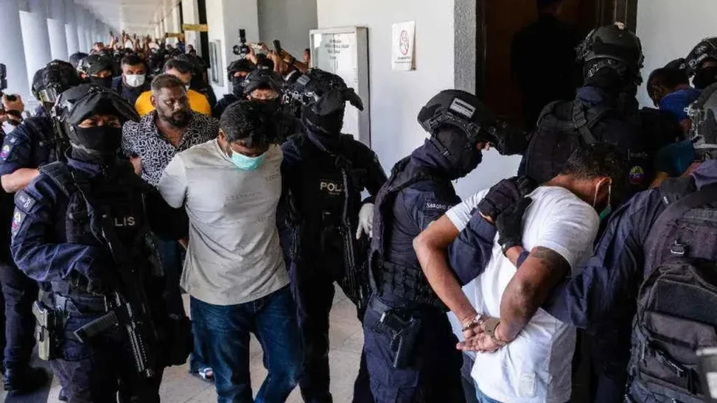 KUALA LUMPUR -- A total of 11 men were arraigned in the Sessions Court here today on charges of being members of an organised crime group known as the "RT6 Gang" from 2020. A. Raja Ratanam, K. Sunthreson, C. Vijaya Kumar, N. Nadarajah, T. Raman, R. Vijayan, M. Kumaaran, N. Harichandran, S. Maran, Suwaran Singh Minder Singh and Mohammad Atif Khan Mohammad Ali Khan, aged 22 to 48, nodded in understanding after the charges were read out separately before Judge Izralizam Sanusi. No confession was recorded from them as the case falls under the jurisdiction of the High Court. According to the charges, they are alleged to have been members of the "RT6 Gang" organised crime group in the Sentul district between 14 Jan 2020 and 27 April 2026. The charge was brought under Section 130V(1) of the Penal Code which provides for a minimum prison sentence of five years and a maximum of 20 years, if convicted. The court did not grant them bail and set June 24 for the case to be mentioned again for the submission of documents. The prosecution was conducted by Deputy Public Prosecutors Lokman Kasim and Yazid Mustaqim Roslan. At the proceedings, the defense was lined up by lawyers Datuk Rajpal Singh, Eu Kah Mun, M. Mathaven, Grace Francis, Muhammad Izzhar Idris, S. Kirthen, S. Premila and Kelvin Francis. Only Nadarajah and Raman were not represented by lawyers. Yesterday, the media reported that the Narcotics Criminal Investigation Department successfully dismantled a drug trafficking syndicate known as the RT Gang through action under the Special Security Measures Act 2012. Narcotics Criminal Investigation Department director Datuk Hussein Omar Khan said the syndicate is believed to have been active in drug processing and distribution activities as well as violent crimes around the Klang Valley since 2020. -- BERNAMA