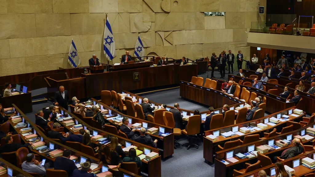 JERUSALEM: The Israeli parliament on Monday passed a law to establish a special military court for individuals described by Israel as members of Hamas' "elite forces", Anadolu Agency reported. The bill was first passed in an initial reading in mid-January after being introduced by Knesset members Simcha Rothman of the Religious Zionism party and Yulia Malinovsky of the Yisrael Beiteinu party. The Knesset passed the second and third readings of the bill, thus officially making it law. The law was passed with the support of 93 Knesset members, with no votes against or abstentions. The Yedioth Ahronoth newspaper said the law would provide the legal basis for what it described as "unprecedented trials". Hamas has not yet commented on the law. Israel claims that the Palestinians arrested after the events of 7 Oct 2023 were members of Hamas' "elite forces", although they have not yet been brought to justice. More than 9,600 Palestinian prisoners, including women and children, are currently being held in Israeli jails, according to rights groups. Detainees faced torture, starvation and medical neglect, and many of them died. -- BERNAMA-ANADOLU