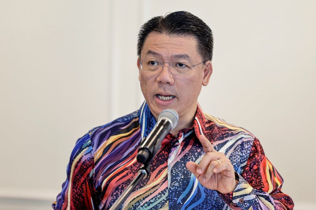 PUTRAJAYA, May 21 -- Staff of the Ministry of Housing and Local Government (KPKT) have been urged to enhance their skills and master new technologies such as generative artificial intelligence (GenAI) to improve the quality of public service delivery, making it more efficient, innovative and impactful for the people. Minister Nga Kor Ming said this is in line with the directive of Prime Minister Datuk Seri Anwar Ibrahim, who has emphasised the importance of digital transformation in the public service. “In this regard, the MADANI Government has launched AI at Work 2.0, which provides civil servants with access to Google Workspace with Gemini, equipping them with Gen AI capabilities. “By leveraging tools such as Gemini, government officers can generate reports, summarise documents, and analyse data more quickly and accurately,” he said at the KPKT appreciation reception here today. Nga said this would not only reduce manual workload but also enable civil servants to focus more on strategic tasks and effective solutions to public issues. He also stressed that KPKT personnel must think globally and adopt a forward-looking perspective, particularly in policymaking. “Today, the world is moving at a very fast pace. Every development at the international level, whether in trade, economy, technology or geopolitics, will have a direct impact on the country and the well-being of the people. “Therefore, we can no longer work within a narrow scope or remain too comfortable with routine approaches. Instead, we must understand local issues while being alert to global developments so that every policy and decision made remains relevant, progressive and able to enhance the country’s competitiveness,” Nga said. A total of 441 KPKT staff who demonstrated excellent performance were honoured at the ceremony, which was also attended by Deputy Minister of Housing and Local Government Datuk Aiman Athirah Sabu. -- BERNAMA