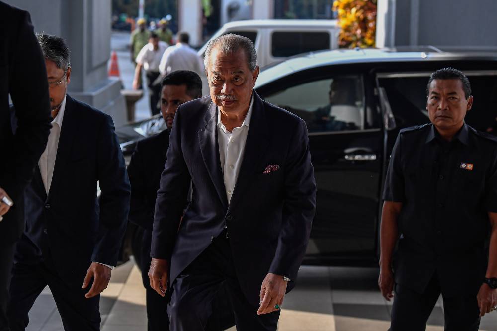 PUTRAJAYA, June 18 (Bernama) -- The Court of Appeal here today reduced the general damages awarded to DAP adviser Lim Guan Eng from RM1.05 million to RM450,000 in a defamation suit filed against Tan Sri Muhyiddin Yassin relating to the revocation of tax exemption for Yayasan Albukhary. A three-member panel comprising Datuk Azhahari Kamal Ramli, Datuk Ahmad Kamal Md Shahid and Datuk Seri Latifah Mohd Tahar made the ruling after allowing part of Muhyiddin’s appeal against the Kuala Lumpur High Court’s decision. In the unanimous verdict, Justice Azhahari said after examining the three impugned statements dated March 9, 11, and 12, 2023, the High Court was correct in finding that the statements were defamatory and there was no reason to disturb this finding of fact. bootstrap slideshow “On the issue of quantum, having considered the pattern of events, and the evidence adduced at trial, we are of the opinion that the general damages awarded are manifestly high. “Accordingly, this court awarded RM150,000 for each of the three statements leading to RM450,000. We therefore substitute the sum of RM1.05 million with RM450,000,” he said. The panel also set aside the High Court’s decision in awarding RM150,000 for aggravated damages and RM150,000 for exemplary damages to Lim. However, the court granted Lim's cross appeal on interest and ordered that interest be paid at the rate of five per cent per annum from the date of judgment until full settlement. The panel ordered Muhyiddin to pay RM5,000 in costs to Lim, while the former Penang chief minister was ordered to pay RM30,000 in costs to the former prime minister. On March 27, 2023, Lim filed a lawsuit against Muhyiddin for allegedly making three defamatory Facebook statements on March 9, 11, and 12, 2023, involving him in the tax exemption issue. Reports on the matter were subsequently published in several newspapers and news portals. In Nov 2024, the High Court allowed Lim’s suit and ordered Muhyiddin to pay RM350,000 for each of the three statements leading to RM1.05 million in general damages, RM150,000 for aggravated damages and RM150,000 for exemplary damages. -- BERNAMA