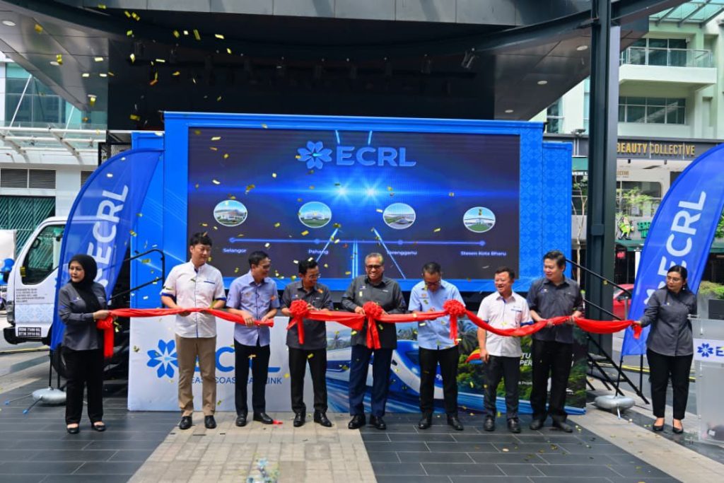 KUALA LUMPUR, June 3 -- The East Coast Rail Link (ECRL) project reached 94 per cent construction progress as of May and is scheduled to enter the testing and commissioning phase before starting commercial operations in January 2027. Following this, Malaysia Rail Link Sdn Bhd (MRL) launched the ECRL 2026 Mobile Exhibition Truck today to engage local communities and raise public awareness of the project's development and future operations. The truck launch was officiated by the Chief Secretary to the Government and MRL chairman, Tan Sri Shamsul Azri Abu Bakar, along with MRL chief executive officer, Datuk Seri Darwis Abdul Razak, at Publika here. "This roadshow programme is part of MRL’s ongoing efforts to strengthen public engagement with communities along the ECRL alignment, especially in rural and semi-urban East Coast areas. "In addition, it also aims to enhance public safety awareness in tandem with the energisation works of the ECRL project's electrical system," read a statement from MRL. Shamsul Azri, in the same statement, said the ECRL is a long-term national investment to strengthen connectivity, stimulate regional development, and create a more balanced economic growth in Peninsular Malaysia. He said the initiative reflects MRL's commitment to transparency, inclusivity, and public participation in the implementation of high-impact national infrastructure projects, in line with the Malaysia MADANI aspirations. Darwis said ahead of the testing and commissioning phase, the public needs clear, easily accessible sources on the project's progress and its benefits to their daily lives. “The ECRL Mobile Exhibition Truck provides a more community-friendly platform, allowing the public to obtain direct information, pose questions, and understand the role of the ECRL in strengthening connectivity, mobility, and economic opportunities on the East Coast,” he said. The truck will tour selected locations from June 3 to July 15. It starts at Dataran Bentong, Pahang, tomorrow (June 4), followed by Felda Mempaga (June 5), Universiti Malaysia Pahang Al-Sultan Abdullah (UMPSA) Pekan (June 6), and East Coast Mall, Kuantan (June 7), before moving to other East Coast locations. For further information on the schedule and upcoming stops, the public can visit MRL's official website at www.mrl.com.my or follow ECRL on Instagram, Facebook, and X. The 665-kilometre ECRL’s Kota Bharu–Gombak alignment is scheduled to be completed by the end of this year, before commercial operations begin in January 2027. The Gombak–Port Klang alignment is expected to be completed in December 2027 and become fully operational in January 2028. -- BERNAMA