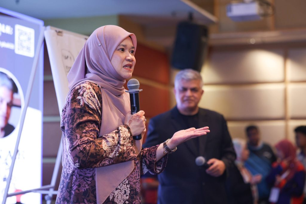 KUALA LUMPUR, June 4 -- Teenage girls involved in out-of-wedlock pregnancies will continue to receive support to ensure they return to school and sit for the Sijil Pelajaran Malaysia (SPM) examination, Education Minister Fadhlina Sidek said. She said these students must be given every opportunity to continue their education and avoid dropping out of the school system. “They should return to their studies after completing their confinement period. I am very firm on this matter. There can be no shortcuts in life because education is the key to breaking the cycle of violence and rebuilding one’s future. “The Ministry of Education (MOE) will usually assist these students in returning to school and ensure they are able to sit for the SPM without disruption to their education,” she said in a Facebook post. The minister stressed that teenage pregnancy should be addressed through a support-, protection- and education-based approach to safeguard the welfare of both mother and child. Fadhlina said that once a pregnancy is discovered, the teenager should be taken to the nearest health clinic or rural health centre to register for maternal healthcare and open a pregnancy health record or the “pink book”. “The priority must be the pregnancy and the health of the young girl. The younger the teenager, the greater the risks to both her pregnancy and her health. The government healthcare system is fully equipped and has the expertise to manage these cases,” she said. She also advised parents to lodge a police report and arrange counselling support immediately so that the teenager can share the full circumstances of the case, enabling appropriate follow-up action. With her post, the minister also shared a media report on a young mother who pleaded guilty to causing the death of her baby in Johor yesterday. She said the case was particularly distressing to her as a former activist involved in establishing Bayt Al-Rahmah, a shelter for girls facing out-of-wedlock pregnancies. Addressing the challenges faced by parents, including feelings of shame and anger, Fadhlina said institutions such as Bayt Al-Rahmah play an important role in providing a safe environment and protection for expectant mothers until childbirth. “The government also provides similar support services through the Social Welfare Department (JKM), which offers shelter and protection under government-run institutions,” she said. Fadhlina further highlighted that the post-partum period is a critical phase that may lead to depression or other mental health complications if adequate care is not provided. Comprehensive support, including healthcare, breastfeeding assistance and continuous counselling, she said, is essential to ensure young mothers do not face overwhelming stress. “There are many young girls out there who are frightened and worried about their pregnancies. What is far more important is that we adopt preventive and supportive approaches when seeking solutions to this social issue. “We can save the lives of both mothers and children by acting early, trusting the system rather than social stigma, and building strong support networks within our communities,” she added. -- BERNAMA