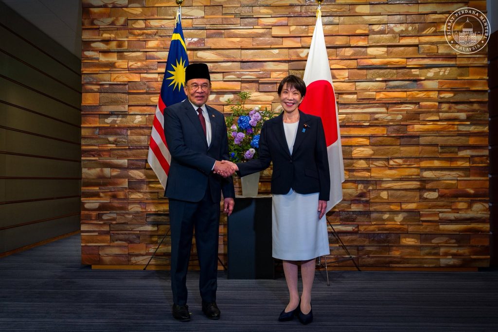 TOKYO, June 11 — Prime Minister Datuk Seri Anwar Ibrahim and his Japanese counterpart, Sanae Takaichi, have reaffirmed their commitment to strengthening the Malaysia-Japan Comprehensive Strategic Partnership, with both leaders agreeing to deepen cooperation across a range of strategic sectors yesterday. During an official meeting in Tokyo, Anwar expressed appreciation for the warm hospitality extended by the Japanese government to him and the Malaysian delegation, while highlighting Japan’s longstanding role as one of Malaysia’s closest partners in development and industrialisation. "Japan has long been a close friend of Malaysia and played a pivotal role in our early growth, development and industrialisation," Anwar said following discussions with Takaichi. The talks focused on expanding bilateral collaboration in key areas of mutual interest, including security and maritime affairs, artificial intelligence, semiconductors, advanced manufacturing, critical minerals, the digital economy, green transformation and energy security. The leaders also exchanged views on regional and global developments, particularly the situations in Myanmar and West Asia, as well as broader geopolitical and economic challenges facing the region. Anwar said the discussions reflected the strong foundation of trust and cooperation that has characterised Malaysia-Japan relations for decades. He expressed confidence that the friendship between the two nations would continue to deepen and evolve, creating new opportunities for economic growth, technological advancement and regional stability. Malaysia and Japan elevated their ties to a Comprehensive Strategic Partnership in 2023, paving the way for closer cooperation in trade, investment, technology, security and people-to-people exchanges. The latest discussions are expected to further strengthen bilateral relations as both countries navigate emerging challenges and opportunities in an increasingly complex global environment. -- MINUTES -- SOURCE: FB ANWAR IBRAHIM