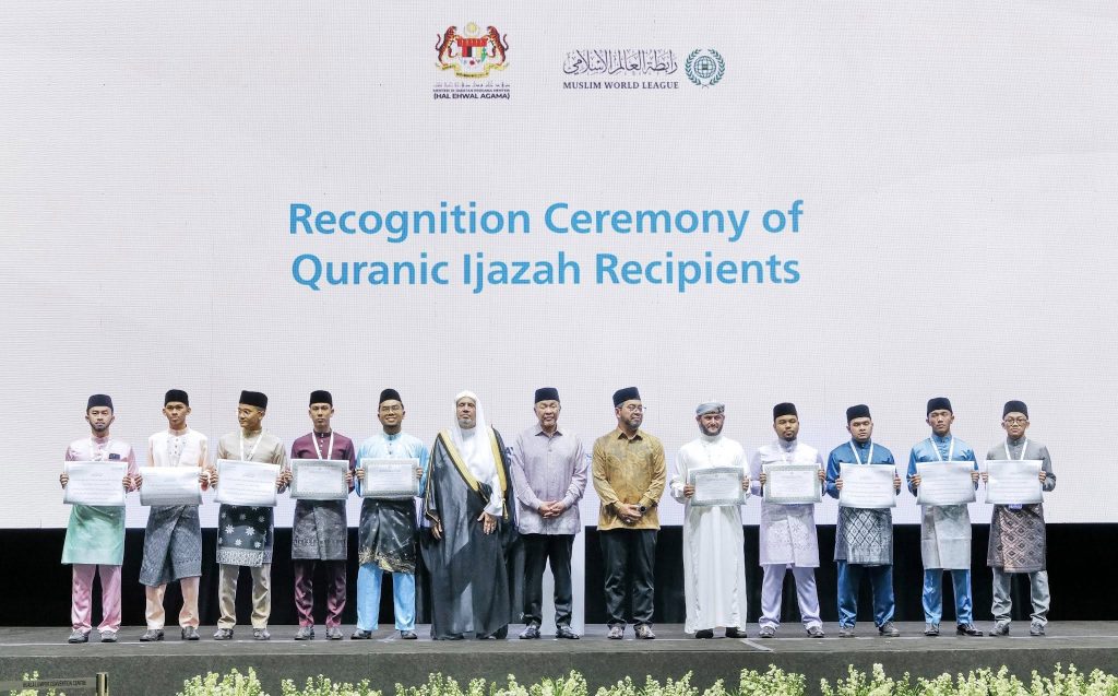 KUALA LUMPUR, June 13 — Deputy Prime Minister Datuk Seri Dr. Ahmad Zahid Hamidi has underscored the critical role of Islamic scholars in guiding society through the challenges of rapid technological advancement, particularly in the era of artificial intelligence (AI). Speaking at the opening of the 4th Southeast Asia Scholars Conference 2026 in Kuala Lumpur, Zahid said technological progress must be anchored in strong ethical and moral values to ensure it benefits humanity and contributes positively to societal development. The conference gathered approximately 600 Islamic scholars, muftis, academics, researchers and intellectuals from across the ASEAN region to discuss contemporary issues affecting the Muslim community. Zahid noted that while economic and geopolitical challenges continue to dominate global discourse, a growing crisis of values, manners and wisdom within society poses an equally significant concern. "Technological advancements, including AI, data analytics and innovation, must be utilised responsibly and guided by ethical principles. The framework of Maqasid Syariah should continue to serve as a compass in shaping policies and development that prioritise human welfare and societal well-being," he said. The Deputy Prime Minister also highlighted the importance of intellectual diplomacy among Islamic scholars in Southeast Asia, stressing that stronger regional cooperation can help build consensus on key issues facing the ummah and generate practical solutions to emerging challenges. He called on scholars and religious institutions to continue fostering dialogue, research and collaboration to ensure that technological progress remains aligned with the values of justice, compassion and social responsibility. Zahid also commended the Muslim World League (MWL) and the Department of Islamic Development Malaysia (JAKIM) for their continued efforts in organising the conference and promoting scholarly engagement across the region. He expressed hope that the discussions and deliberations held during the conference would strengthen the unity of the Muslim community, elevate the role of knowledge in nation-building and deliver lasting benefits to Southeast Asia and beyond. The three-day conference serves as a platform for regional scholars to exchange ideas and address contemporary challenges affecting Muslim societies in an increasingly digital and interconnected world. -- MINUTESMY -- SOURCE: FB ZAHID HAMIDI
