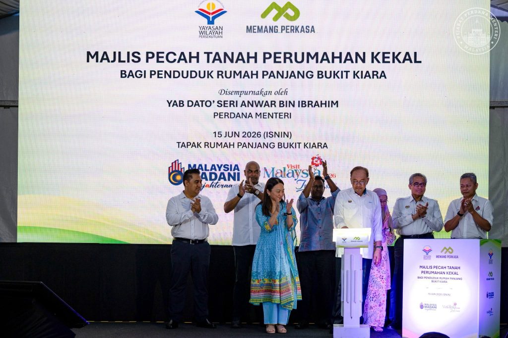 KUALA LUMPUR, June 15 — Prime Minister Datuk Seri Anwar Ibrahim today described the groundbreaking ceremony for the Bukit Kiara Permanent Housing Project as a historic milestone that reflects the MADANI Government's commitment to justice, dignity and the welfare of the people. Speaking at the ceremony, Anwar said the project marks the end of a 44-year struggle for residents of Rumah Panjang Bukit Kiara, who have lived in temporary settlements under challenging conditions while awaiting a permanent housing solution. "This is a meaningful and joyous moment, not only for the residents of Rumah Panjang Bukit Kiara, but also proof that an administration guided by MADANI values will always place justice, courtesy and the dignity of the people at the forefront," he said. The Prime Minister noted that the project represents a concrete step towards resolving a long-standing issue that has affected generations of residents and demonstrates the government's determination to ensure citizens receive their rightful access to proper housing. He said the process of addressing the matter required careful consideration and collaboration among various stakeholders to identify the best possible solution while safeguarding the interests of the affected community. Anwar also expressed appreciation to all parties involved in making the project a reality, stressing that the experience underscored the importance of respecting legislative processes and upholding the role of national institutions. "The rights and welfare of those in need must continue to be protected, with justice enjoyed by all citizens regardless of race, religion or background," he said. He added that the government's efforts to uplift the urban poor would remain a priority, in line with its commitment to ensuring that no segment of society is left behind in the nation's development agenda. According to Anwar, development must be inclusive and benefit all levels of society, as true national progress can only be achieved when every citizen is able to participate in and benefit from economic and social advancement. During the ceremony, the Prime Minister also announced a RM1 million grant to assist longhouse residents transitioning into their new homes. The allocation will be used to provide residential maintenance subsidies for a period of three years and will be managed by Kuala Lumpur City Hall (DBKL). He said the initiative forms part of the MADANI Government's ongoing commitment to preserving the welfare and quality of life of residents after they relocate to their new permanent housing units. -- MINUTESMY -- SOURCE: FB ANWAR IBRAHIM