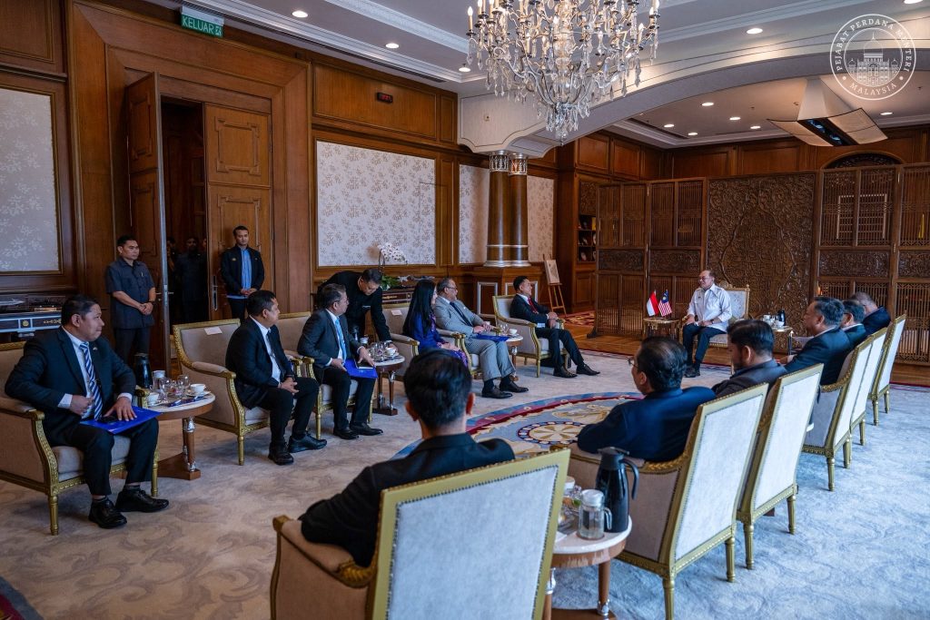 PUTRAJAYA, June 30 -- Prime Minister Datuk Seri Anwar Ibrahim yesterday received a courtesy call from Indonesia's Coordinating Minister for Law, Human Rights, Immigration and Corrections, Professor Dr Yusril Ihza Mahendra, during which both leaders discussed efforts to further strengthen bilateral cooperation. In a statement, Anwar said the meeting focused on enhancing collaboration in the areas of legislation, governance and various strategic sectors of mutual interest. He expressed hope that the longstanding fraternal ties and close cooperation between Malaysia and Indonesia would continue to be strengthened for the benefit of both nations. "May the fraternal relationship and close cooperation between the two countries continue to be strengthened for the progress, security and welfare of the people of Malaysia and Indonesia," he said. Malaysia and Indonesia enjoy longstanding diplomatic relations and continue to work closely on regional and bilateral issues through various cooperation mechanisms. -- MINUTESMY