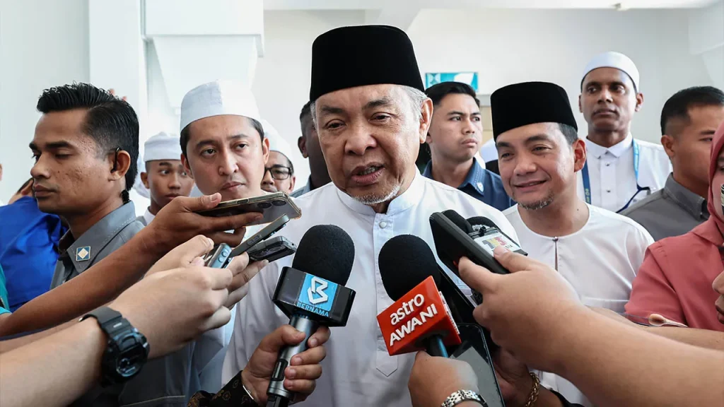 JOHOR BAHRU: Barisan Nasional (BN) will focus on delivering its agenda and policies to the people without making attacks on opponents a campaign approach in the Johor State Election (PRN), said BN chairman Datuk Seri Dr Ahmad Zahid Hamidi. He, who is also the Deputy Prime Minister, said the party machinery at all levels had been reminded of the matter. "We are not taking an approach to attack anyone or any political party. I have told the party machinery at the national level, Johor and other states that will face elections to take a different approach. "We want to address the people's issues and offer a better agenda for them. As much as possible, we will not attack any party. If attacked, we will respond, but not to attack any party," he said. He said this to reporters after attending the Haul Asmaulhusna 2026 Commemoration Ceremony at the Sultan Iskandar Mosque, Bandar Dato' Onn here today. Also present were Johor BN Chairman Datuk Onn Hafiz Ghazi and UMNO Secretary-General Datuk Dr Asyraf Wajdi Dusuki. In a related development, Ahmad Zahid said the list of BN candidates for the Johor state election is currently in the final stages of being finalized and is expected to be announced about a week before nomination day. The Election Commission (EC) has set July 11 as polling day for the 16th Johor State Legislative Assembly (DUN) General Election, while June 27 as nomination day and early voting on July 7. -- BERNAMA