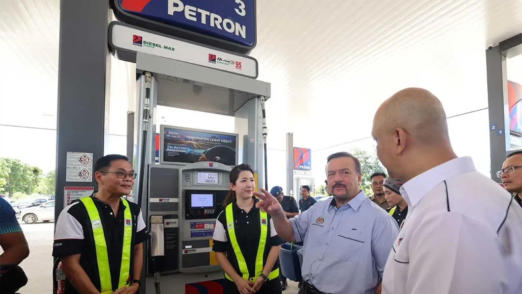 KOTA KINABALU, JUNE 23 -- Targeting diesel subsidies under BUDI MADANI using MyKad is seen to be able to reduce leakage by up to 1 billion litres per year, thus helping to save on subsidy expenses and ensuring the stability of fuel supply in the country. Finance Minister II Datuk Seri Amir Hamzah Azizan said that subsidy leakage previously occurred mostly in the diesel sector because the use of verification via MyKad was not implemented widely like with RON95 petrol. He said the use of MyKad allows only eligible citizens to enjoy subsidies while non-citizens have to buy fuel at the set market price. "Our estimate is that we can reduce leakage by 1 billion litres of diesel per year. This will not only reduce undue subsidy payments but also help ensure the stability of supply in the country," he said at a press conference after the Media Briefing on the Implementation of the Diesel Subsidy Targeting Reform here today. Also present was Deputy Chief Minister II Datuk Seri Masidi Manjun, who is also Sabah's Finance Minister. Amir Hamzah said the implementation of the diesel subsidy would use the same approach as the targeted subsidy mechanism for RON95 which is implemented throughout the country including Sabah and Sarawak. Commenting on the registration process, he explained that citizens who are eligible to receive basic subsidies do not need to register because eligibility will be identified automatically through the existing system. However, individuals who require an additional quota of 100 litres per month under the BUDI Diesel programme must apply through the portal provided or seek assistance at the Inland Revenue Board (IRB) office. "For the additional quota of 100 litres, they need to apply. IRB officers will assist in the registration process to obtain the additional qualification," he said. He said the government was confident that the use of MyKad would not cause problems, especially in rural and interior areas, since a similar mechanism had been widely used through the Basic Rahmah Contribution (SARA) programme. Amir Hamzah said that in Sabah alone, there are approximately 1,493 premises involved in the implementation of SARA, including in rural areas, with the utilization rate of beneficiaries reaching almost 100 percent. He said that the experience of implementing SARA proved that the use of MyKad as a medium for verification and redemption of assistance was well accepted by the people, including in Sabah and Sarawak. He said the government would continue to seek feedback from various parties to ensure that the implementation of the targeted diesel subsidy runs smoothly and achieves the main goal without affecting those who are eligible to receive assistance. -- BERNAMA