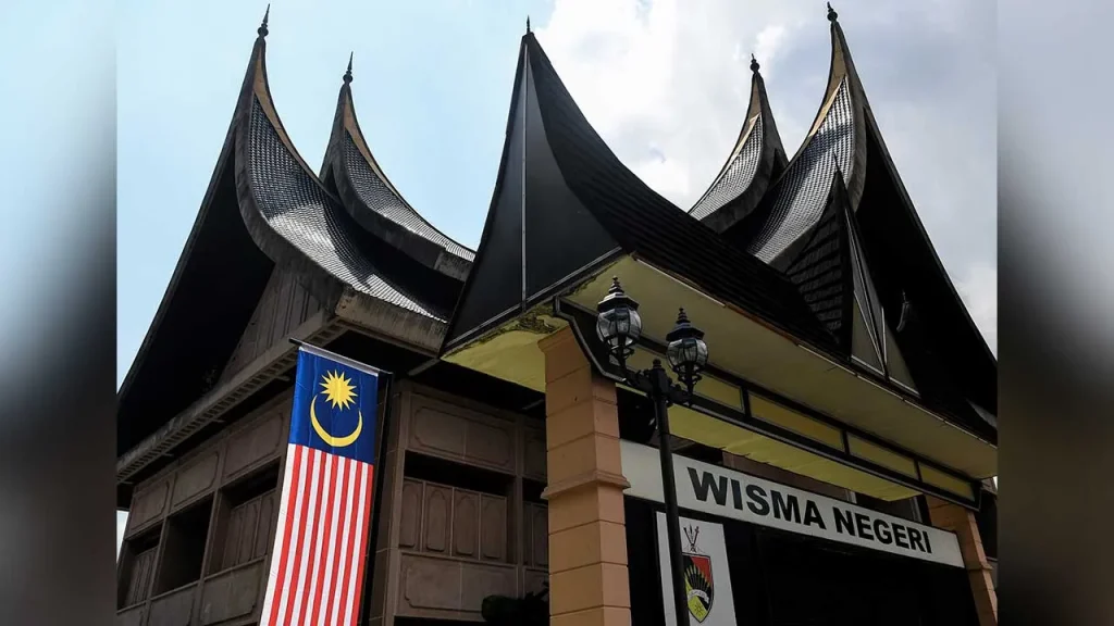 Official notification notice for the dissolution of the Negeri Sembilan State Legislative Assembly was submitted today