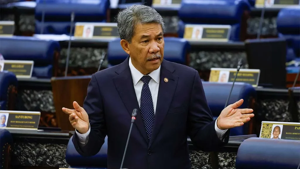 KUALA LUMPUR, JUNE 25 -- ASEAN is examining new approaches to strengthen the implementation of the Five-Point Consensus (5PC) towards resolving the crisis in Myanmar, said Foreign Minister Datuk Seri Mohamad Hasan. He said that although the situation in Myanmar had shown some improvement, the country had yet to achieve the progress agreed upon by ASEAN leaders through the 5PC, which remained the main framework in efforts to restore peace in the country. Mohamad said at the 48th ASEAN Summit in Cebu, the Philippines on May 8, regional leaders agreed that ASEAN foreign ministers should hold informal engagements with Myanmar to assess current developments and identify next steps. "The 5PC will still exist, but now ASEAN leaders want foreign ministers to think about how we can work with Myanmar to manage its implementation." "If we need to make a few changes, everything must be approved by the ASEAN heads of state," he said during a question and answer session at the Dewan Rakyat today. He was responding to a supplementary question from William Leong Jee Keen (PH-Selayang) on ​​whether there was a new approach given that Myanmar had still failed to comply with the 5PCs to resolve the crisis in the republic. Mohamad said Malaysia also proposed that the six-month ceasefire implemented by Myanmar, which is scheduled to end at the end of July, be continued as a second phase towards a more comprehensive peace effort. Malaysia also urged Myanmar to provide a clear roadmap to continue the peace process, including implementing an inclusive dialogue with all stakeholders. He said ASEAN did not want Myanmar to continue to be marginalized because that situation could create a vacuum, opening up space for outside powers to intervene, thus affecting the region's efforts to resolve the conflict. "We do not want to leave a vacuum that will eventually be filled by third parties with certain interests, further complicating the situation in Myanmar and also ASEAN," he said. Mohamad said Malaysia would continue to engage with all stakeholders including the Myanmar government, National Unity Government (NUG), People's Defence Force (PDF) and ethnic armed groups to support the ASEAN-led peace efforts. -- BERNAMA