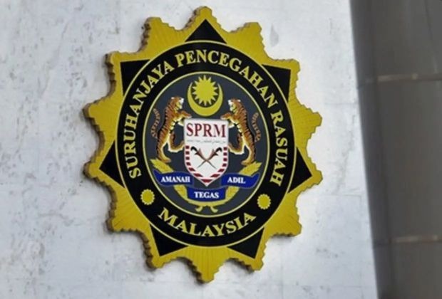 PUTRAJAYA, June 19 -- The Malaysian Anti-Corruption Commission (MACC) has recommended amendments to the Strata Management Act 2013 (Act 757) to expand the investigative powers of the Commissioner of Buildings (COB) in addressing conflicts of interest and the misuse of management funds in strata properties. In a statement today, the MACC said the proposal was among six recommendations submitted by its Governance Investigation Division (BPT) to the National Housing Department (JPN) under the Ministry of Housing and Local Government to strengthen governance in financial management and procurement practices in strata developments. "Among the key recommendations proposed are amendments to Act 757 to expand the COB's investigative powers over conflicts of interest and fund misappropriation, enforcement through compoundable offences to expedite action and improve compliance, and the gazettement of financial and procurement guidelines as legal obligations with clear procedures," the statement said. The MACC said the recommendations were presented by BPT deputy director II Ahmad Shukri Mohd Taib to the JPN on June 16 through a study on challenges faced by the COB in regulating financial management and procurement in strata developments. To enhance transparency, the MACC also proposed the development of an e-reporting system based on Singapore's Building Maintenance and Strata Management Act 2004 model, which would enable more transparent periodic reporting and reduce the risk of document manipulation. "It was also proposed that staffing structures be reorganised through the addition of personnel and the establishment of an optimum staffing ratio to improve monitoring effectiveness, while officers' competencies should be strengthened through continuous training in finance, auditing, procurement and enforcement," the statement said. Meanwhile, the JPN welcomed all the recommendations and expressed confidence that their implementation would strengthen governance, enhance transparency and accountability, and reinforce organisational management practices towards delivering services that are more ethical, efficient and effective. -- BERNAMA    
