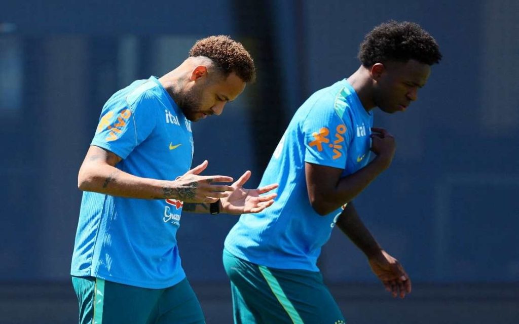 NEW JERSEY, June 22 -- Neymar trained fully with Brazil's World Cup squad on Sunday as he prepares for his first international appearance in almost three years, reported Xinhua. The Santos forward, who had partially resumed training last week, completed his first full session with Brazil's squad since it assembled in Terespolis, near Rio de Janeiro, on May 27. On Friday, Brazil manager Carlo Ancelotti said the 34-year-old had recovered from a grade two calf strain and would be included in the matchday squad for Wednesday's final Group C match against Scotland in Miami. Teammate Lucas Paqueta said Neymar's availability had provided a morale boost to the five-time world champion. "We're all very happy about Neymar's return," the midfielder told reporters on Sunday. "He's an extremely important player for our national team, someone with a wonderful history who can help us a lot. I hope he can be on the field helping us again as soon as possible." Neymar, Brazil's all-time leading scorer with 79 goals in 128 international appearances, has not played for the national team since suffering a ruptured anterior cruciate ligament in October 2023. Brazil currently leads Group C with four points, ahead of second-placed Morocco on goal difference. Scotland is third with three points and Haiti last, having yet to register a point. -- BERNAMA-XINHUA