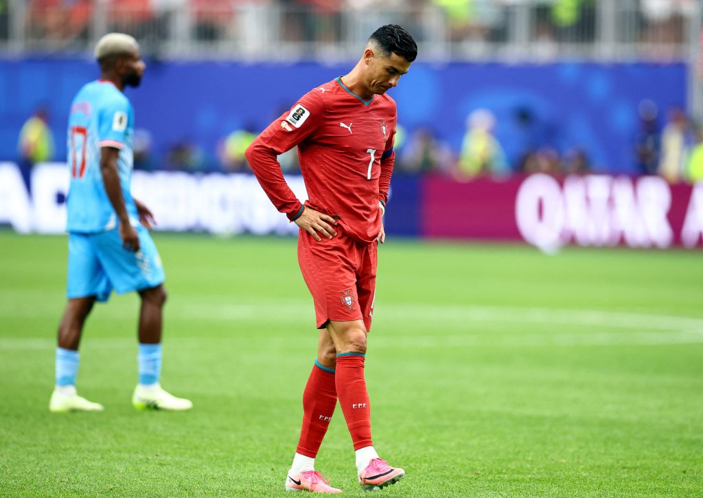 HOUSTON, June 18 — Cristiano Ronaldo's performance came under the spotlight after Portugal were held to a 1-1 draw by DR Congo in their opening Group K match of the 2026 FIFA World Cup. The Portugal captain, making a record-equalling sixth World Cup appearance alongside Argentina star Lionel Messi, endured a frustrating evening as he failed to convert two promising second-half opportunities that could have secured victory for his side. The 41-year-old striker missed a close-range chance that drifted wide of the target, leaving Portugal to settle for a point against a determined DR Congo side competing in their first World Cup finals in more than 50 years. Ronaldo's missed opportunities appeared to frustrate some teammates, including midfielder Bruno Fernandes, who was in a better position during one of the attacking moves that ended without a goal. Match statistics further highlighted Ronaldo's quiet display, with the veteran forward registering just 25 touches — the fewest among all Portuguese players who were on the pitch for more than 45 minutes. Despite growing debate over Ronaldo's effectiveness, Portugal head coach Roberto Martinez defended his captain, arguing that the striker was not provided with sufficient service by his teammates. "We need to make use of all the players on the field. The main striker needs to be near the six-yard box and we need to pass the ball to him," Martinez said after the match. The Portuguese coach also dismissed suggestions that Ronaldo should be dropped from the starting lineup, emphasizing the importance of his experience and goal-scoring pedigree. "It doesn't make sense to take out the top scorer in the history of international football when the team needs goals," Martinez said. "Cristiano's experience inside the penalty area and his ability to attract defenders create space for other players." Questions surrounding Ronaldo's role in the national team have persisted in recent years, with discussions centering on whether he should remain a regular starter or be used as an impact substitute. Nevertheless, the veteran forward's remarkable international record of 143 goals in 229 appearances continues to underline his status as one of football's most influential and accomplished players. Portugal will now look to improve in their next Group K fixture as they seek to strengthen their bid for a place in the knockout stages. -- MINUTESMY
