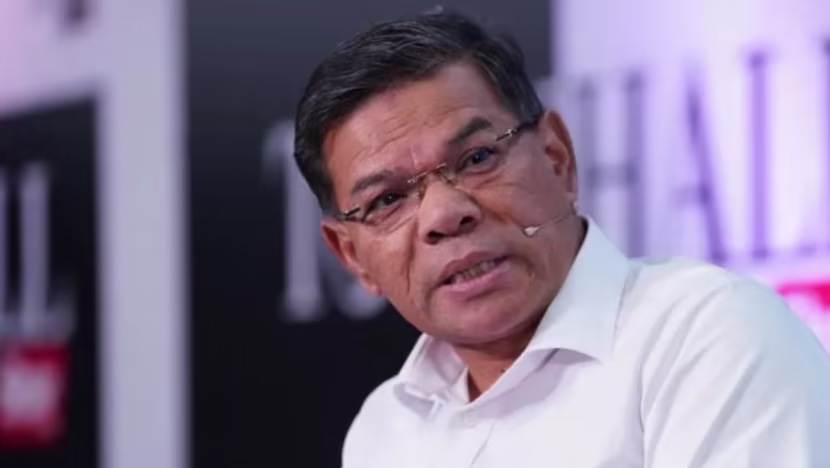 BATU PAHAT: PAS's record of political cooperation shows that it will end in 'divorce', said Pakatan Harapan (PH) secretary-general Datuk Seri Saifuddin Nasution Ismail. He said the latest development regarding the cooperation between PAS and Bersatu was not unusual when viewed based on the political history of the parties. Saifuddin Nasution said PAS had formed collaborations with many parties including Semangat 46, PH, UMNO and Bersatu, but all of these collaborations ultimately did not last. "Anyone who joins him (PAS) ends up with divorce. The issue is single talaq or double talaq or triple talaq, that's all," he told reporters after the Home Minister's Citra Negara Program: Safe Schools at the Batu Pahat High Technology Training Centre (ADTEC) here, today. He said that although the reason often put forward by PAS is the unification of the ummah, the concept cannot be interpreted according to the wishes or interests of certain parties. Saifuddin Nasution said the true political principles of Islam are to uphold justice, call for goodness, prevent evil and instill love and unity among society. Meanwhile, he stressed that PH's strength does not depend on the division of its opponents, but rather is built through relationships based on trust and respect between its component parties. "We do not become strong because our opponents are divided. We become strong because we build our own strength. In PH, that strength is built through joint efforts and the principles of mutual trust and mutual respect," he said. Yesterday, PAS President Tan Sri Abdul Hadi Awang announced that the party had officially decided to end political cooperation with Bersatu after taking into account reports, studies and current assessments of the relationship between the two parties. -- BERNAMA