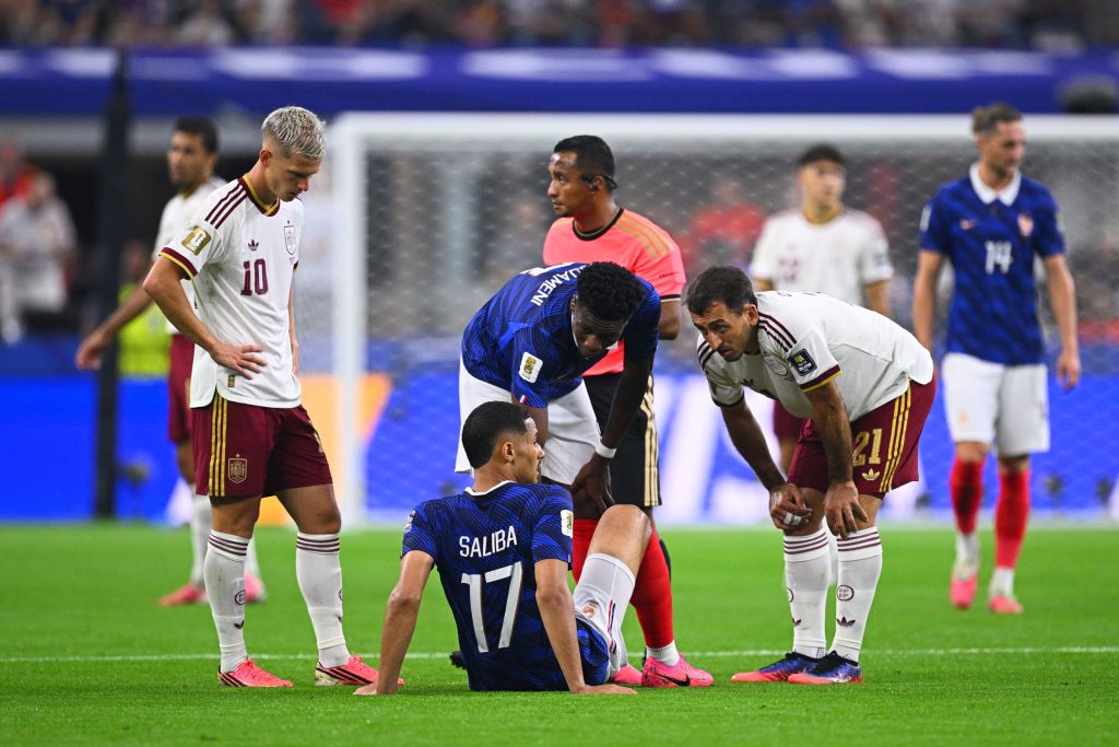 ARLINGTON, Texas, July 15 — Spain secured a place in the 2026 FIFA World Cup final after producing a composed 2-0 victory over France in their semi-final clash at Dallas Stadium. La Roja delivered a disciplined display to halt France's bid for a third straight World Cup final appearance, controlling the match from start to finish. Spain took the lead in the 22nd minute when Mikel Oyarzabal calmly converted a penalty after teenage star Lamine Yamal was fouled inside the box. The opening goal allowed Luis de la Fuente's men to dictate the tempo, limiting France's attacking opportunities with an organised and resilient defensive performance. France attempted to respond through captain Kylian Mbappe and several attacks from the flanks, but Didier Deschamps' side struggled to break down Spain's well-drilled backline. Spain doubled their advantage in the 58th minute as Pedro Porro finished off a well-worked move following an incisive pass from Dani Olmo. Lamine Yamal thought he had added a third goal moments later, but his effort was ruled out for offside after a VAR review. Despite introducing fresh attacking options, France failed to find a way back into the contest. Mbappe came closest for Les Bleus on several occasions, but Spain goalkeeper Unai Simon produced a series of crucial saves to preserve his clean sheet. The victory sends Spain into their first World Cup final since lifting the trophy in 2010 and keeps alive their hopes of becoming world champions for the second time. Spain will now face the winner of the second semi-final between England and Argentina in the 2026 FIFA World Cup final. -- ASTRO AWANI