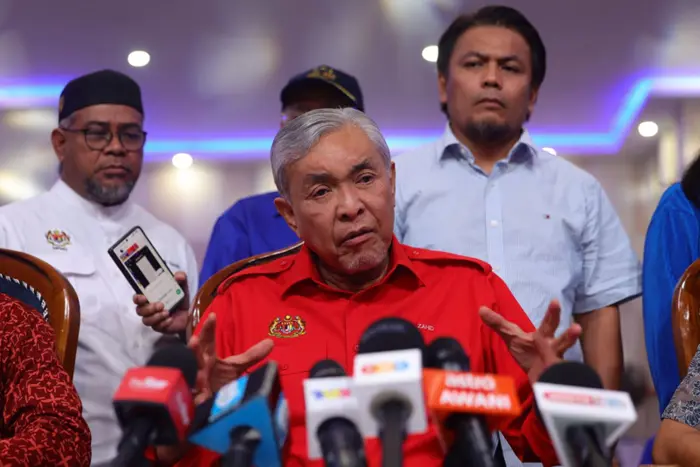 Datuk Seri Dr. Zahid Pledges 50,000 New Jobs If BN Wins Negeri Sembilan State Election