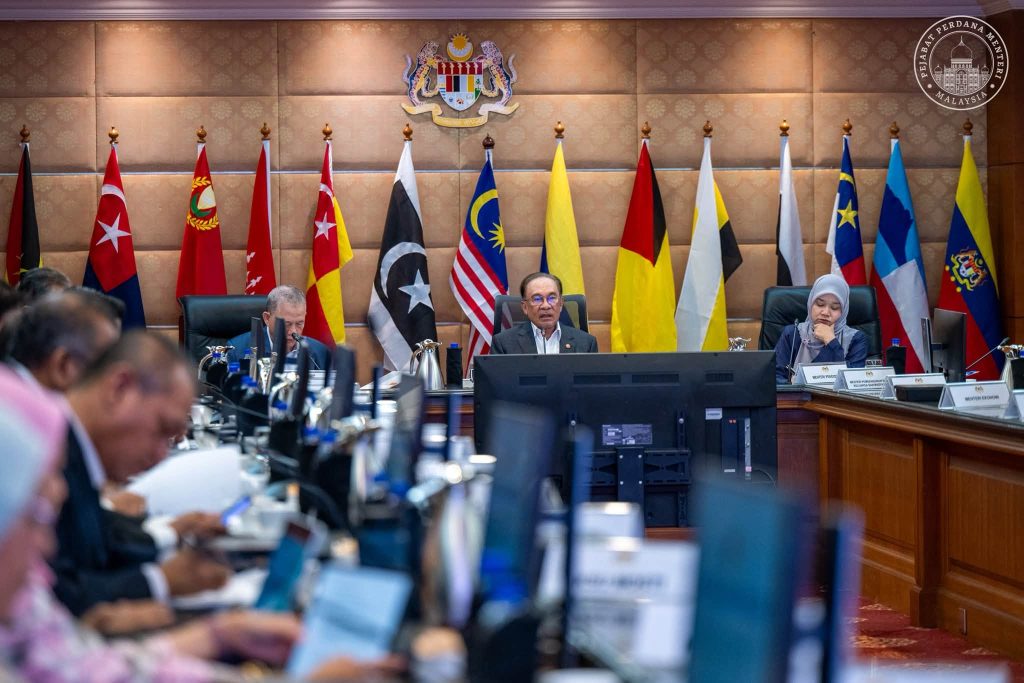 PUTRAJAYA, July 1 — Prime Minister Anwar Ibrahim yesterday chaired the first National Education Council (MPN) Meeting for 2026, reaffirming the government's commitment to implementing bold and meaningful reforms to strengthen Malaysia's education system from schools to higher education. During the meeting, discussions centred on improving the quality of education at the district level, strengthening the Bumiputera education agenda, and developing a comprehensive STEM (Science, Technology, Engineering and Mathematics) talent pipeline to meet the nation's future workforce demands. Anwar said the National Education Council was established not merely to make incremental adjustments but to drive transformative changes that would ensure Malaysia's education system remains relevant in an increasingly competitive and rapidly evolving global landscape. He stressed that education reforms must include continuous improvements to educational content and curriculum while enhancing English language proficiency as a second language, without compromising the importance of the national language, cultural values, moral education and the principles of Malaysia MADANI. "The National Education Council was created not merely to make adjustments, but to drive bold and meaningful changes so that our education system remains relevant to the demands of the times," he said. Anwar added that the government remains committed to objectively evaluating the country's education system by taking into account the views, expertise and recommendations of educators, academics, industry players and other stakeholders. He said such an inclusive approach would ensure that every policy and initiative undertaken genuinely prepares future generations with the knowledge, skills and values needed to navigate future challenges. The Prime Minister also cautioned against complacency, saying that satisfaction with the existing education system should never become an obstacle to national progress. Instead, he urged all stakeholders to embrace change, foster innovation and work collectively to elevate the quality of Malaysia's education system to greater heights. The meeting reflects the MADANI Government's ongoing commitment to building a future-ready education ecosystem capable of producing highly skilled, competitive and values-driven Malaysians. -- MINUTESMY -- SOURCE: FB ANWAR IBRAHIM