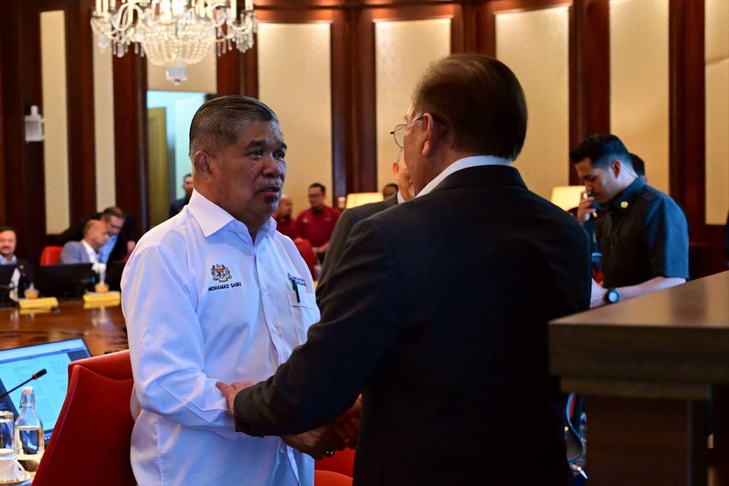 PUTRAJAYA, July 8 -- Agriculture and Food Security Minister Mohamad Sabu shared insights from his recent official visit to Iran during the Cabinet meeting on Wednesday, highlighting the country's success in strengthening its food security despite facing years of economic pressure and international sanctions. Mohamad, popularly known as Mat Sabu, said Iran's experience demonstrated that a nation could build a resilient food system through proper planning, sustained investment in the agricultural sector and strong government commitment. He said the lessons from Iran underscored the importance of long-term strategies to ensure food production remains sustainable and capable of withstanding external challenges. Mohamad stressed that Malaysia must continue enhancing its national food security to ensure sufficient and stable food supplies while reducing dependence on imported food sources. He said strengthening the agriculture sector remains a key priority in safeguarding the country's food supply and ensuring greater resilience against global uncertainties. The minister added that the government would continue pursuing initiatives aimed at improving domestic food production and reinforcing Malaysia's food security agenda for the benefit of the people. -- MINUTESMY