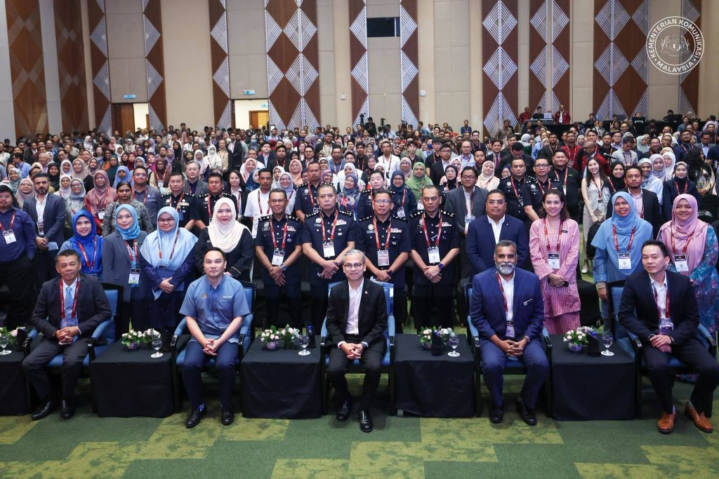 PUTRAJAYA, July 9 -- Communications Minister Datuk Fahmi Fadzil attended the 2026 National Cyber Security Summit (NCSS) at the Putrajaya International Convention Centre (PICC) on Wednesday, reaffirming the government's commitment to strengthening the country's cyber security ecosystem and digital resilience. The three-day conference, held from July 7 to 9, was organised by the National Security Council (MKN) through the National Cyber Security Agency (NACSA) and brought together government agencies, industry leaders and cyber security experts to discuss emerging cyber threats, launch new security initiatives and showcase Malaysian technological innovations. Fahmi's attendance underscored the importance of close collaboration between the government, industry and academia in enhancing the nation's cyber security capabilities amid the rapidly evolving digital landscape. Also present at the conference were Deputy Secretary-General (Telecommunication Infrastructure) of the Communications Ministry Mano Verabathran, Cyber Security and Security Officer (CSPO) of Huawei Technologies Malaysia Lee Han Ther, as well as representatives from academia, including lecturers and cyber security experts from the Asia Pacific University of Technology and Innovation (APU). The summit served as a platform for stakeholders to exchange expertise, strengthen strategic cooperation and explore innovative solutions aimed at safeguarding Malaysia's digital infrastructure and improving national cyber resilience. -- MINUTESMY -- SOURCE: FB FAHMI FADZIL