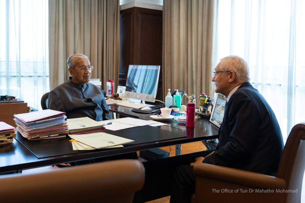 KUALA LUMPUR, July 17 – Former Prime Minister Tun Dr. Mahathir Mohamad received a courtesy call from the Ambassador of the Russian Federation to Malaysia, His Excellency (HE) Naiyl M. Latypov, on Friday, where both sides discussed global geopolitical developments, international trade, and the future of Malaysia-Russia bilateral relations. During the 30-minute meeting, the two engaged in a candid exchange of views on current international affairs and explored opportunities to further strengthen cooperation between Malaysia and Russia across various sectors. Ambassador Latypov expressed his appreciation to Tun Dr. Mahathir for his virtual participation in the World Public Assembly Conference held in Moscow in September last year, acknowledging his contribution to the international dialogue. The Ambassador also shared Russia’s perspective on the ongoing Russia-Ukraine conflict and highlighted the country's efforts in strengthening its domestic resilience, which have enabled Russia to emerge as a major agricultural powerhouse despite external challenges. In addition, he noted that Russia is actively exploring opportunities in Islamic finance, citing the country's sizeable Muslim population of approximately 20 million as a strong foundation for the sector's future growth. The discussion also touched on the longstanding defense relationship between Malaysia and Russia. Both sides recalled Malaysia's decision during Tun Dr. Mahathir's previous administration to procure Russian-made MiG and Sukhoi fighter aircraft, a move that marked a significant milestone in bilateral defense cooperation. The meeting reflected the enduring ties between Malaysia and Russia while providing an opportunity to exchange views on global developments and identify new avenues for strengthening cooperation in the years ahead. -- MINUTESMY