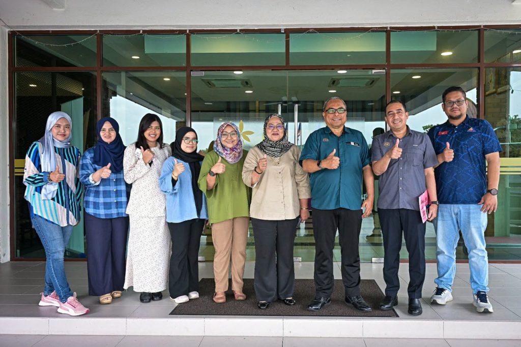 Communications Ministry, JAPEN Set Up Media Centres for Negeri Sembilan State Election
