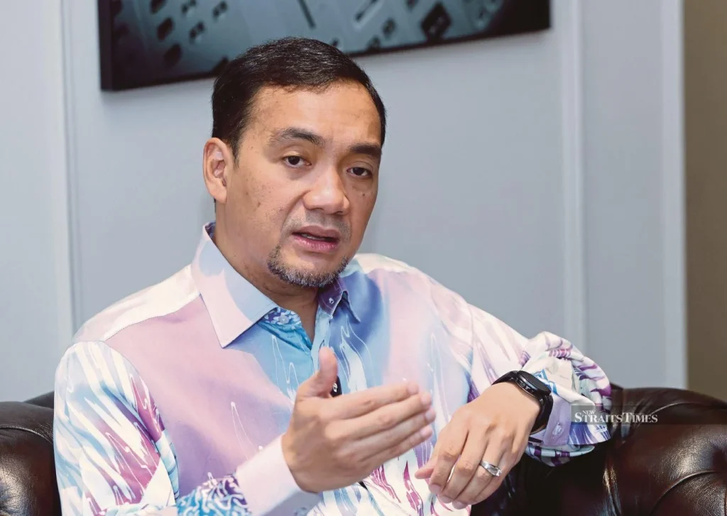 JOHOR BAHRU, July 14 — Johor Menteri Besar Datuk Onn Hafiz Ghazi has directed relevant federal and state authorities to conduct a comprehensive investigation into the operations of Network School in Forest City following public concerns over allegations that Israeli nationals participated in its programmes using second-country passports. In a media statement on Tuesday, Onn Hafiz said the Johor Government takes the matter seriously and will not allow any individual or organisation to use the state as a platform to promote ideologies or activities that conflict with Malaysian laws, national sovereignty, or Johor's interests. "The Johor Government will not permit any party to turn this state into a base for activities that are contrary to the law, sovereignty and the interests of Johor and Malaysia," he stressed. The Menteri Besar said the state government has requested the Home Ministry, the Immigration Department, the Royal Malaysia Police (PDRM), the Royal Malaysian Customs Department (JKDM), and other relevant security agencies to carry out a detailed investigation. The probe will focus on verifying the identity and nationality of individuals involved, examining the use of second-country passports, reviewing travel documents and immigration passes, determining the purpose of their entry into Malaysia, and assessing whether their actual activities align with the declared reasons for entering the country. Onn Hafiz added that the Higher Education Ministry, the Digital Ministry, and relevant regulatory bodies have also been asked to determine the legal status of Network School's operations and whether its programmes require registration or approval under Malaysian law. At the state level, the Iskandar Puteri City Council (MBIP), the Johor Land and Mines Office (PTG), and other relevant agencies will review compliance with licensing requirements, building usage regulations, land conditions, accommodation arrangements, business activities, and other applicable legal provisions. He said that if investigations uncover any violations of the law, misuse of immigration passes, breaches of licensing or land conditions, or any elements that could threaten Johor's interests and national security, the state government urged the authorities to take firm action without compromise. Onn Hafiz reaffirmed that the Johor Government remains committed to acting responsibly and in accordance with the law to safeguard the state's interests while upholding Malaysia's sovereignty and security. -- MINUTESMY