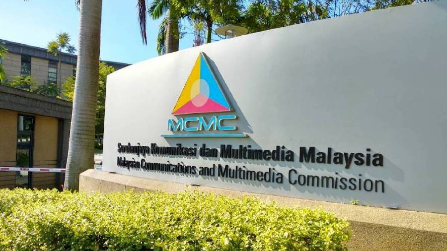 JOHOR BAHRU, July 11 — The Malaysian Communications and Multimedia Commission (MCMC) received 29 complaints related to online content violations, including fake news, hate speech and fraudulent activities, throughout the campaign period for the 16th Johor State Election (PRN Johor). Deputy Communications Minister Teo Nie Ching said the complaints involved various forms of online content reported during the election campaign period. She said 17 complaints were related to the spread of false information, while 11 complaints involved hate speech and one complaint concerned a fake account and impersonation activities. Teo said the government remains committed to ensuring a safe and responsible digital environment, particularly during election periods where the spread of misinformation and harmful content can affect public confidence and social harmony. She reminded the public to verify information from reliable sources before sharing any content online and urged social media users to avoid spreading unverified claims that could create confusion or tensions among communities. The MCMC, she added, will continue monitoring online platforms and take appropriate action against content that violates existing laws and regulations. The Johor state election campaign officially concluded ahead of polling day, with authorities continuing efforts to maintain a peaceful and orderly electoral process both offline and online. -- MINUTESYMY