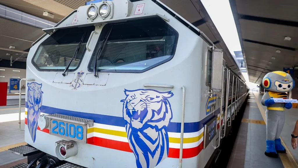 Powerful Blue Tiger locomotive operating South Shuttle