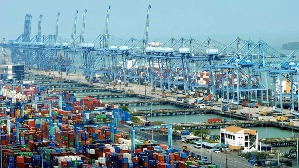 Malaysia's exports projected to grow rapidly in 2026, driven by strong demand