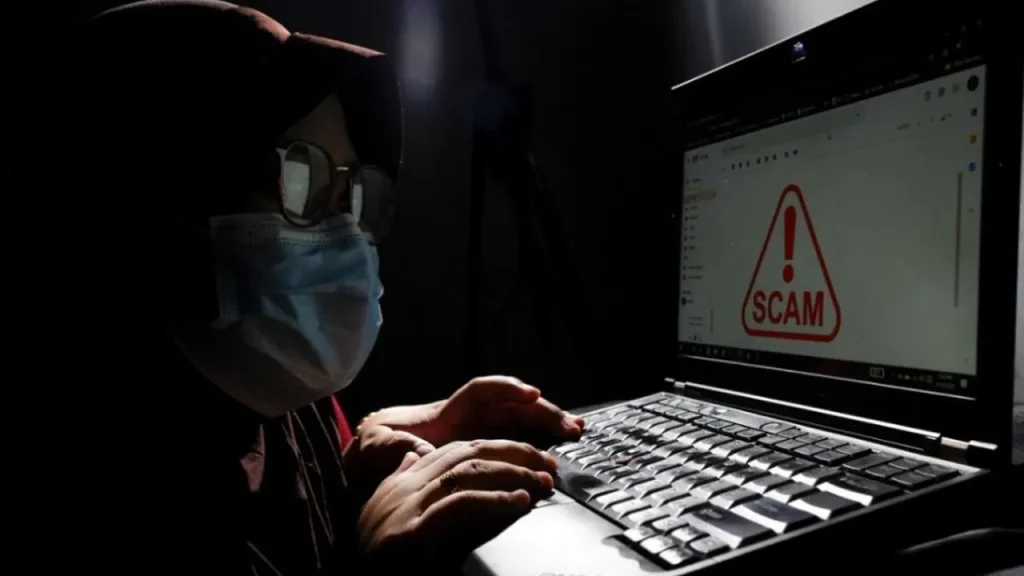 Electrician loses RM150,000 after being cheated by non-existent investment syndicate