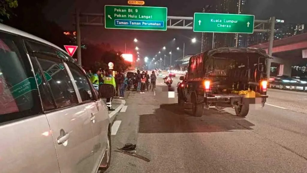 KUALA LUMPUR, July 7 -- A man was killed in a hit-and-run incident while removing a warning marker placed behind his vehicle after changing a flat tyre at KM13 of the Cheras-Kajang Highway last night. Kajang district police chief ACP Naazron Abdul Yusof said that in the 10 pm incident, the 46-year-old man, who was driving a silver Toyota Innova with five passengers, had stopped on the road shoulder to change a flat tyre. "After changing the tyre, the victim walked to the rear of his vehicle to remove a bucket that had been placed as a warning marker for other road users when a red Toyota Innova struck him. "The driver of the red Toyota Innova then fled the scene without stopping," he said in a statement today. Naazron said the driver of the silver Toyota Innova was pronounced dead at the scene. The case is being investigated under Section 41(1) of the Road Transport Act 1987. He urged anyone with information regarding the incident to contact Insp Nur Faezah Mohd Zakria at 012-3268496 to assist in the investigation. "Police advise all road users to drive prudently, always obey traffic regulations and exercise caution while driving," he said. -- BERNAMA