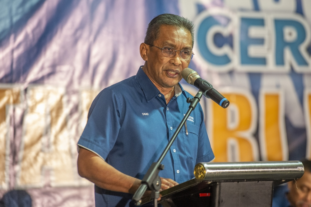 KUALA LUMPUR, July 14 — Perikatan Nasional (PN) has announced that the Registrar of Societies (ROS) has officially approved the change of name of Parti Cinta Malaysia (PCM) to Parti Wawasan Negara (WAWASAN NEGARA). In a media statement issued on Tuesday, PN Secretary-General Datuk Seri Takiyuddin Hassan said the approval was granted by the ROS on July 6, 2026. Following the approval, Parti Wawasan Negara has officially become a component party of Perikatan Nasional under its new name, effective from the same date. Takiyuddin said the recognition is in accordance with Clause 6.5 of the Perikatan Nasional Constitution, which governs the membership of component parties within the coalition. "The Registrar of Societies has approved the application to change the name of Parti Cinta Malaysia (PCM) to Parti Wawasan Negara (WAWASAN NEGARA) on July 6, 2026. Accordingly, Parti Wawasan Negara has legally become a member party of Perikatan Nasional under its new name from that date," he said. The announcement formalises the party's new identity within the opposition coalition, with Parti Wawasan Negara replacing Parti Cinta Malaysia as one of PN's recognised component parties. The media statement was signed by Takiyuddin Hassan and dated July 14, 2026. -- MINUTESMY