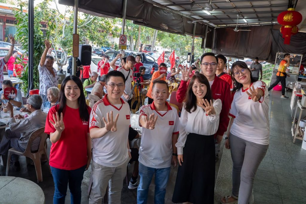 JOHOR JAYA, July 4 -- Pakatan Harapan candidate for N.42 Johor Jaya, Lee Wern Yiing, said she had previously worked together with former Johor Jaya assemblywoman, Liow Cai Tung, and their team to revive a vacant space in Kampung Baru Plentong that was once reduced to “just two remaining walls.” She said the area has now been successfully transformed into a multi-purpose community activity centre, serving as a gathering place for residents and a venue for various celebrations and community activities. Lee Wern Yiing stressed that a dynamic community requires safe, comfortable, and inclusive public spaces for all groups, including youth and the elderly. She added that the transformation effort was not only focused on beautification, but also on ensuring the space serves multiple practical functions. Future uses may include health screenings, cultural bazaars, and various other community-based programmes. “This is only the first step in the Community, One Generation agenda,” she said, adding that if given a mandate in the upcoming State Election, she is committed to expanding the concept of “Space Revitalisation and Community Regeneration” to more areas across the Johor Jaya constituency. She also urged voters in Plentong to fulfil their civic duty by turning out to vote on Saturday, 11 July, stressing that public participation is essential to sustain community transformation efforts and to preserve cleaner, safer, and more vibrant neighbourhood environments. -- MINUTESMY