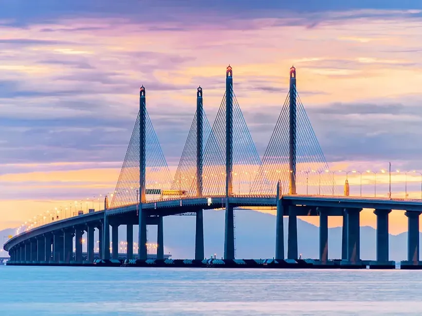 GEORGE TOWN, July 3 --  Penang's economy grew by 7.3 per cent in 2025, with its gross domestic product (GDP) rising to RM130.3 billion from RM121.4 billion in the previous year, driven by the strong performance of the manufacturing and services sectors. The Department of Statistics Malaysia (DOSM) said in a statement that the manufacturing and services sectors continued to dominate the state's economy, contributing a combined 94 per cent to GDP, followed by the construction sector, which accounted for 3.3 per cent. Chief statistician Datuk Seri Dr Mohd Uzir Mahidin said the manufacturing sector contributed 47.3 per cent to Penang's GDP in 2025, with value-added amounting to RM61.7 billion, an increase of 10 per cent compared with 4.0 per cent growth in the previous year. "Electrical, electronic, and optical products were the main drivers of the manufacturing sector's 12.7 per cent growth, supported by increases in the electronic components and boards, communications equipment, and consumer electronics segments. "In addition, non-metallic mineral products, basic metals and fabricated metal products also supported the sector's expansion, growing by 8.7 per cent in 2025," he said in the statement. Mohd Uzir said the services sector recorded a value-added of RM60.8 billion, up from RM58.4 billion in 2024, registering growth of 4.1 per cent. The sector's performance was driven by a 5.6 per cent increase in the wholesale and retail trade, food and beverage, and accommodation subsectors, as well as 2.7 per cent growth in the utilities, transportation and storage, and information and communications technology (ICT) subsectors. The construction sector recorded a value-added of RM4.3 billion, compared with RM3.8 billion in the previous year, contributing 3.3 per cent to the state's GDP and expanding by 13.4 per cent. This was driven by double-digit growth in the civil engineering and specialised construction activities subsectors. The agriculture sector grew by 1.8 per cent in 2025, compared with a contraction of 0.5 per cent in 2024. This was supported by a 3.4 per cent increase in the fisheries subsector, while the mining and quarrying sector expanded by 1.1 per cent in 2025. "In terms of GDP per capita, Penang recorded an increase of RM4,477, rising from RM76,107 to RM80,584, exceeding the national average of RM59,167," the chief statistician said. -- BERNAMA