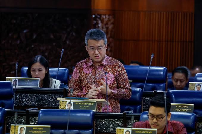RON95, diesel subsidies projected to cost RM3.5 billion per month if oil remains at US$90 per barrel