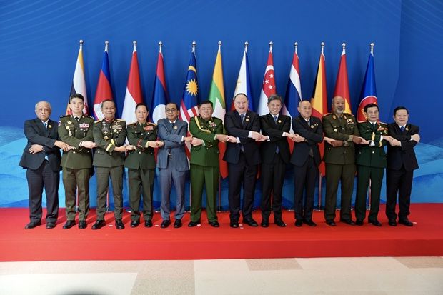Mohamed Khaled Nordin attending the ASEAN Defence Ministers’ Meeting