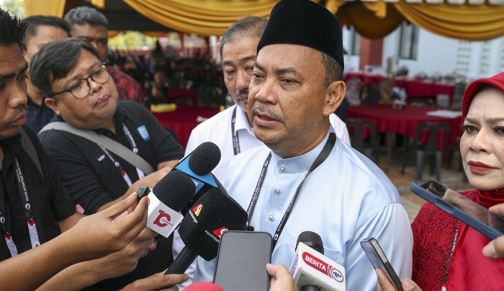Azman Abidin, PH candidate for the Paya Rumput state seat.